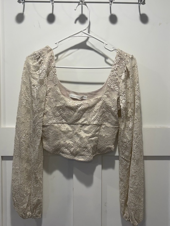 Altar'd State Tops - Never worn Altar’d State Long-Sleeve Scoop Neck Crop top